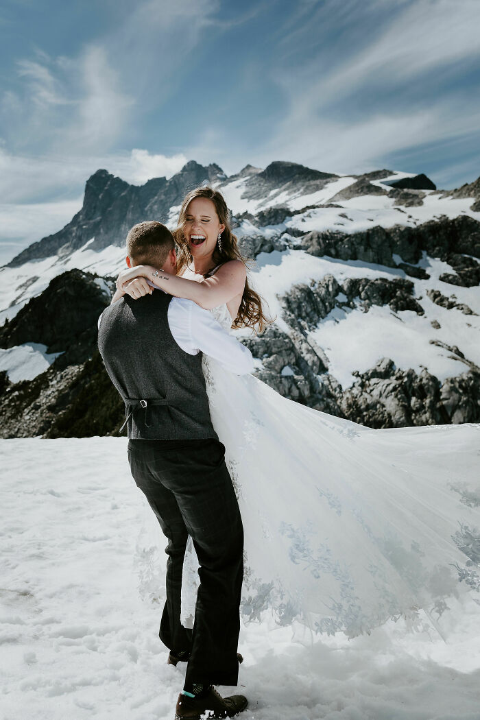 July 18, 2020! We Went Ahead With A Smaller Wedding But Splurged On A Helicopter Ride For Photos Before The Ceremony