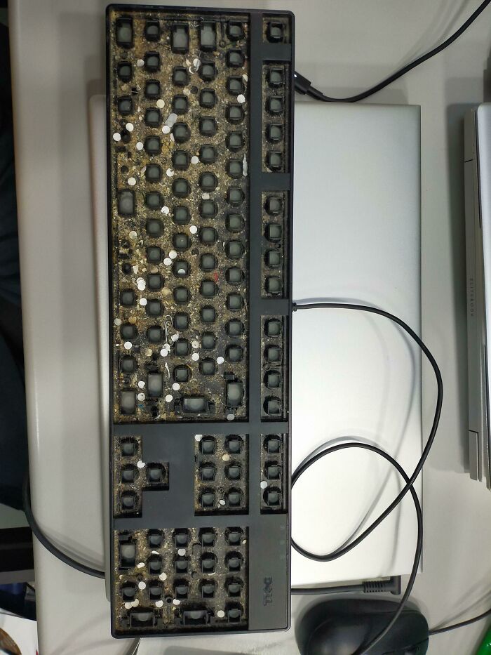 Client States Laptop Behaves Erratic When Plugged Into USB C Dock... Found Yer Issue