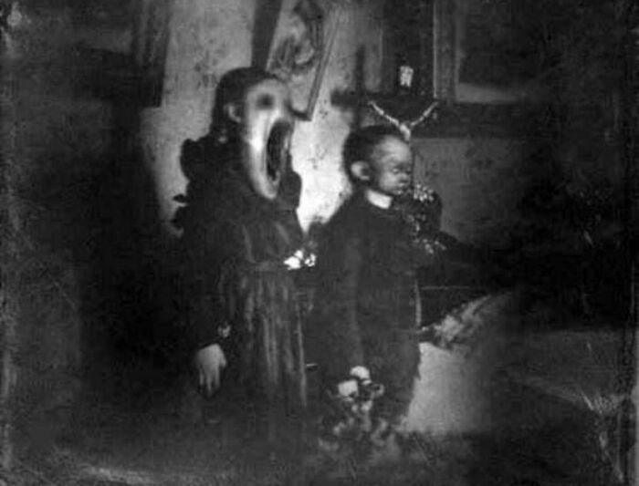 Cursed_sister