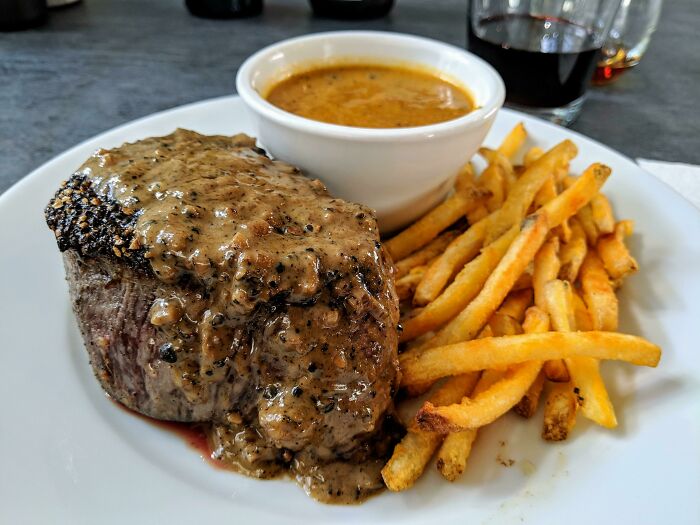 Steak Au Poivre (France)