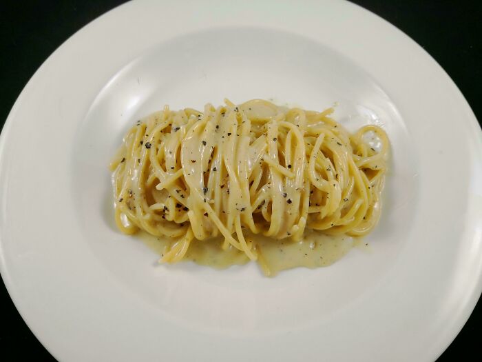Cacio E Pepe (Italy)