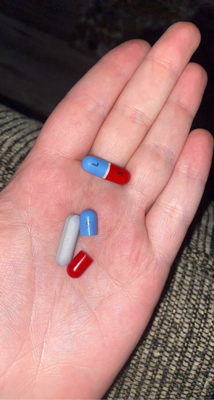 My Walgreens Brand Tylenol Capsule Is Just A Pill With A Removable Shell On Either Side