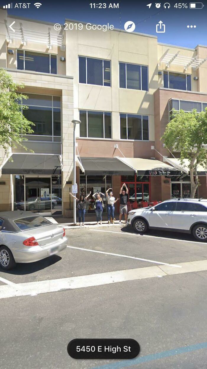 “Quick Guys, Get In Formation”