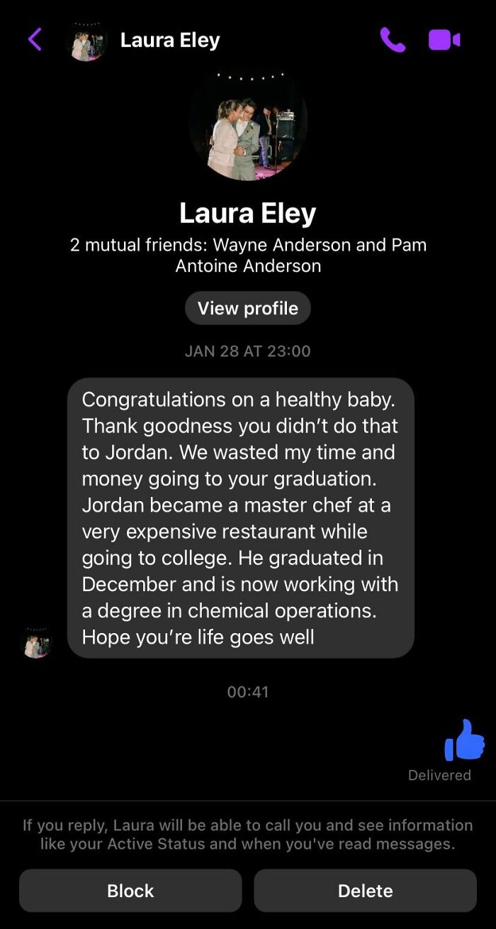 People-Share-Exhausting-Relationship-Screenshots