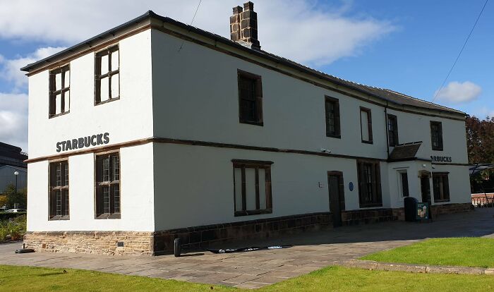 This 17th Century Pub Near My Work Has Been Converted To A Starbucks