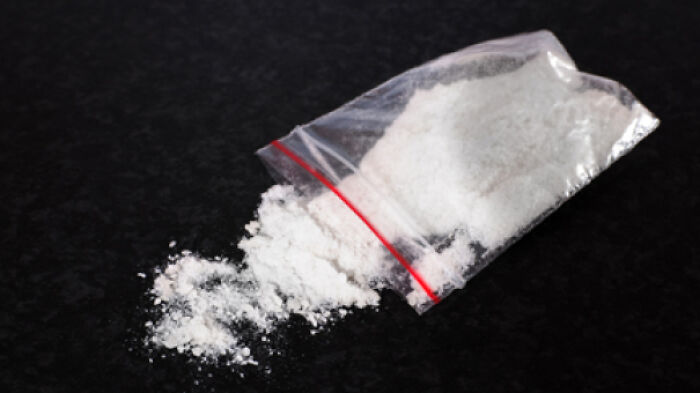 Life Hack: Bring Zip Bags Of Powdered Milk To The Airport Since You Are Not Allowed To Bring Liquids