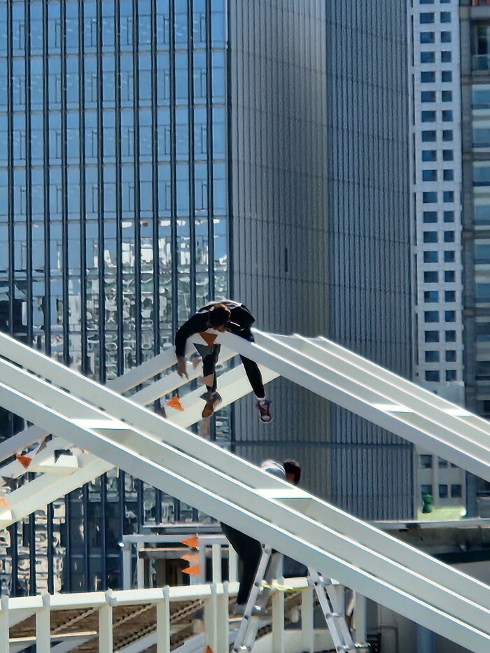 Hanging Streamers In The Open