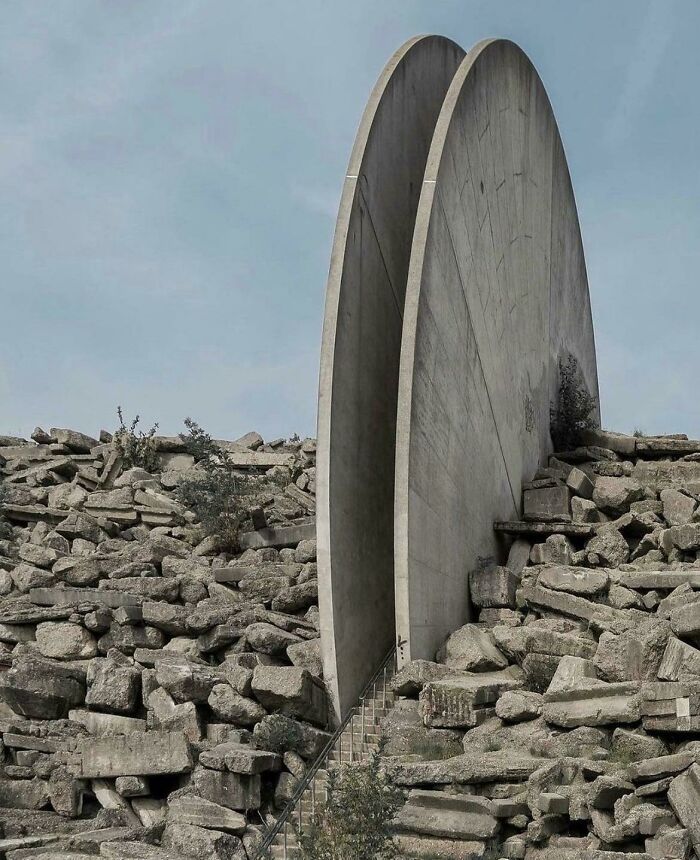 Concrete Discs, Netherlands