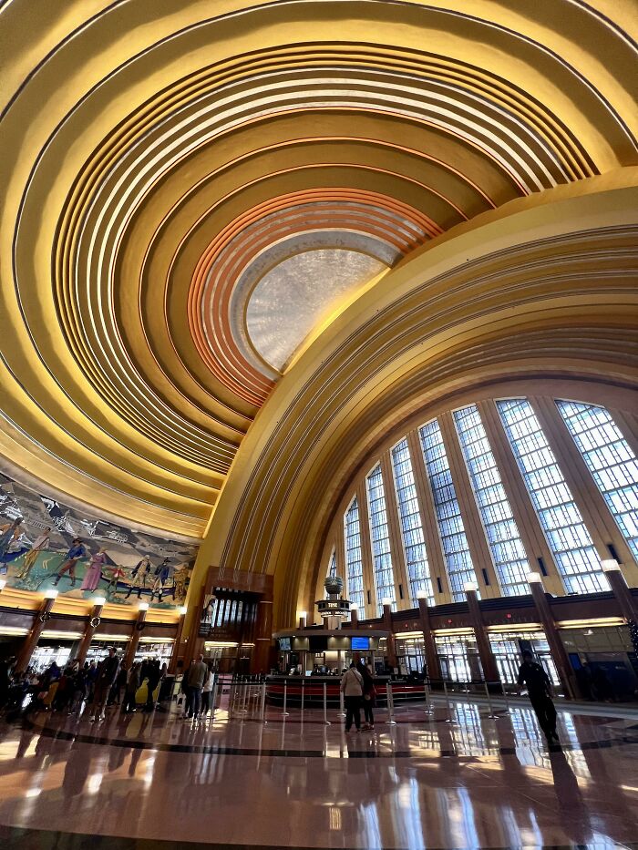 Cincinnati’s Union Terminal