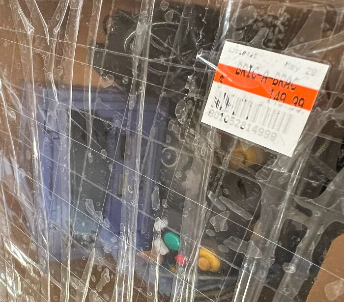 $149 Nintendo Gamecube & 2 Controllers. Clerk Doesn’t Know If It Works… Salvation Army Granada Hills, CA