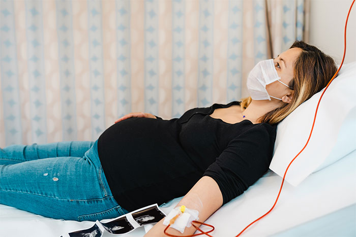 Pregnant Woman Comes Home From The Hospital To Find Her House Completely Trashed, Is Expected To Clean It All Up, Wonders If She Was Wrong To Call Mom For Help Pregnant Woman Comes Home From The Hospital To Find Her House Completely Trashed, Is Expected To Clean It All Up, Wonders If She Was Wrong To Call Mom For Help