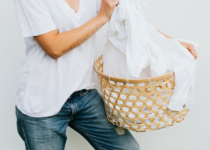 This Online Thread Is Dedicated To Shaming Parents That Cross The Line With Their 'Helicopter Parenting' Behavior (30 Answers)