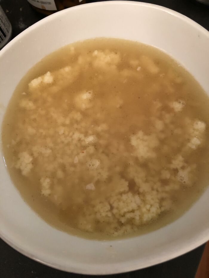 30 People Share Their Favorite Low-Effort Comfort Meals That Require 3 Ingredients Or Less