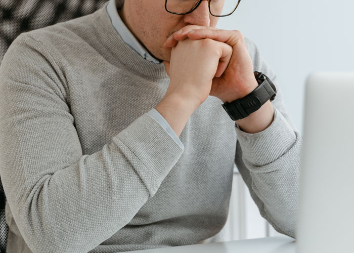 This Online Thread Is Dedicated To Shaming Parents That Cross The Line With Their 'Helicopter Parenting' Behavior (30 Answers)