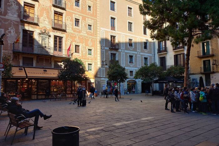 Barcelona's Gothic Quarter (4 Pics)