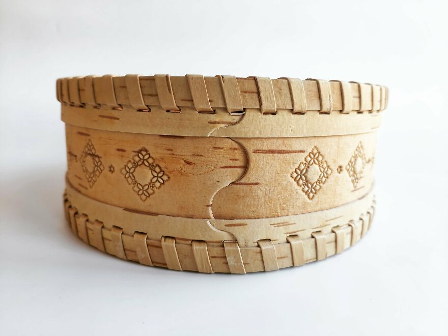Basket Made Of Birch Bark, Making
