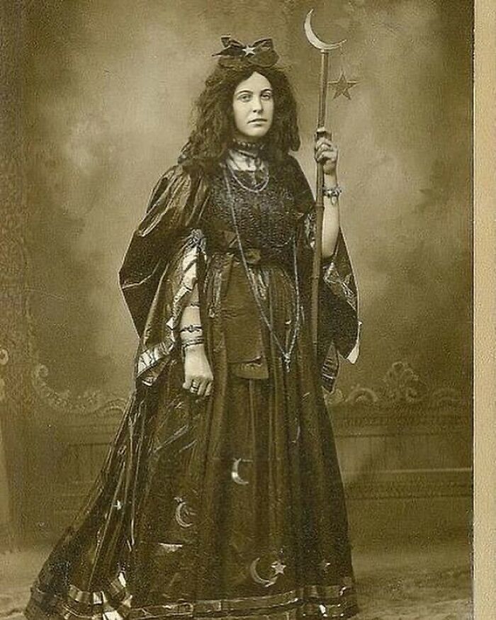 Victorian Woman Dressed As A Witch Or A High Priestess, Taken At Emil H. Klemke's Photographic Studio In Scribner, Nebraska (Population, 827) In Around 1900