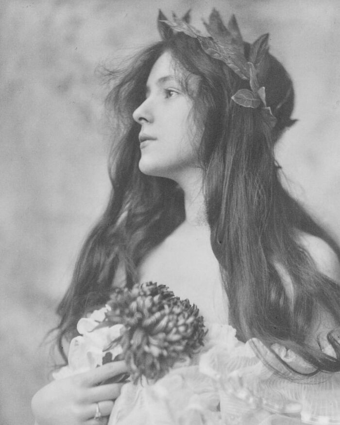 Portrait Of Actress Evelyn Nesbit Photographed By Rudolf Eickemeyer, Jr., 1901