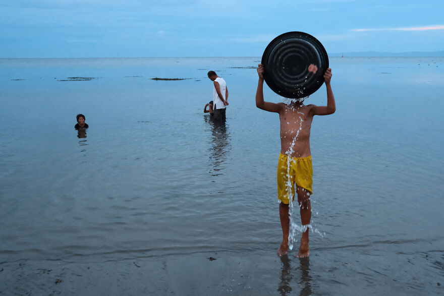 I Love Catching Moments In 'The City Of Gentle People'; Here Are 36 Of My Favourites So Far...
by Hersley Casero