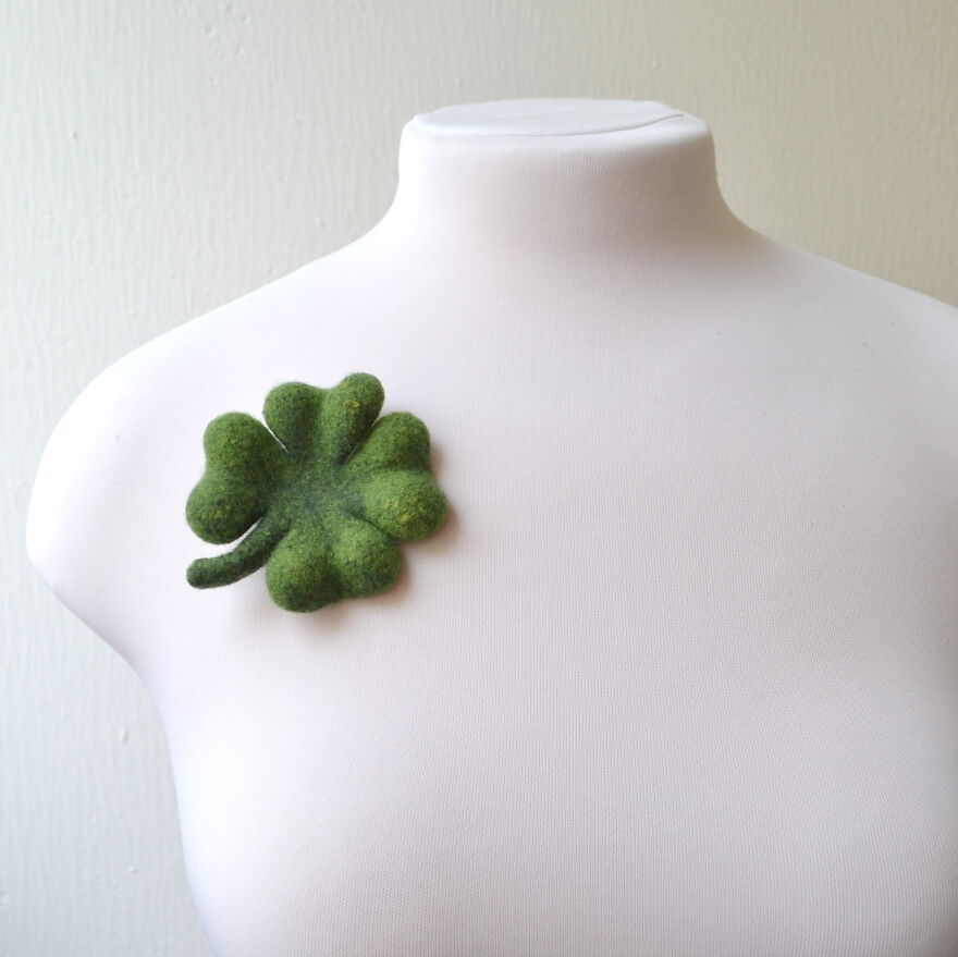 Clover Pin