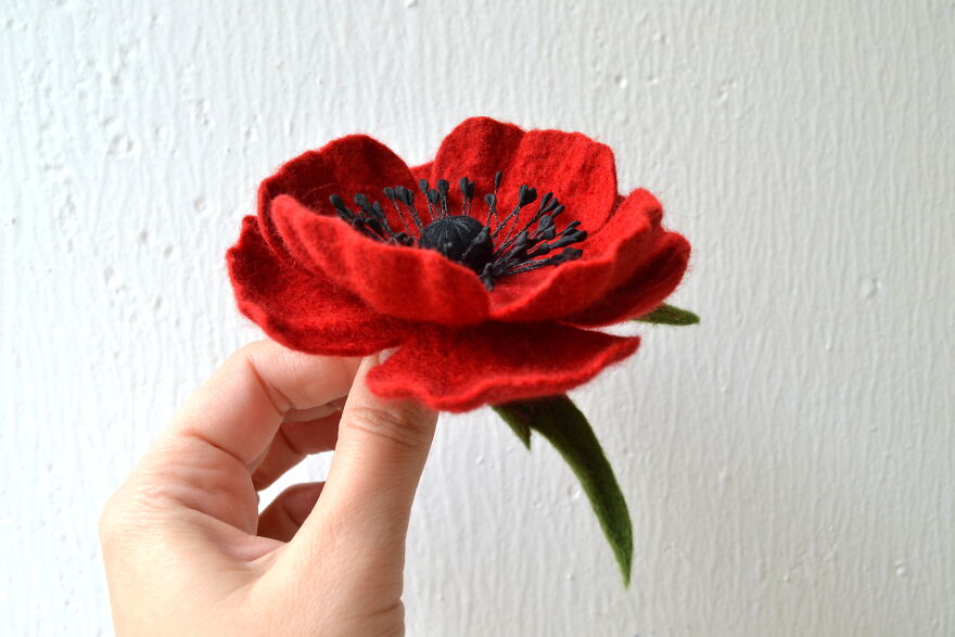 Red Poppy Brooch