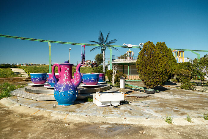I Explore The Largest Abandoned Amusement Park In Cyprus. [16 Pics]