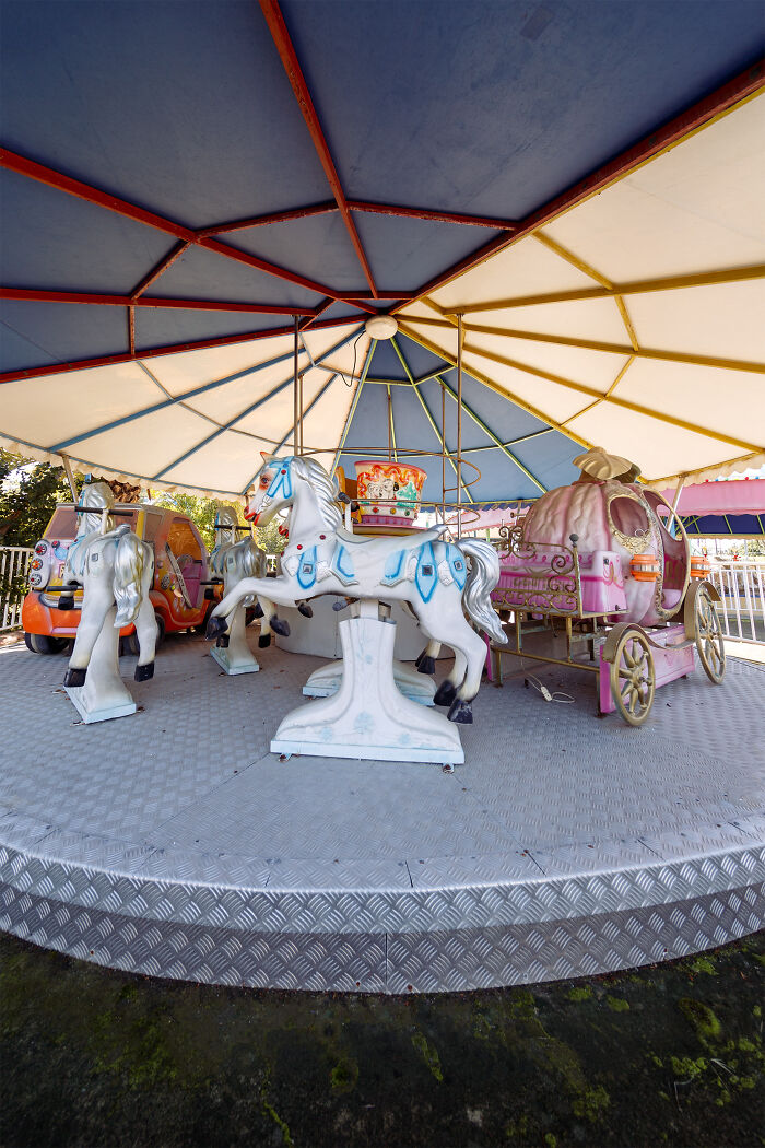 I Explore The Largest Abandoned Amusement Park In Cyprus. [16 Pics]