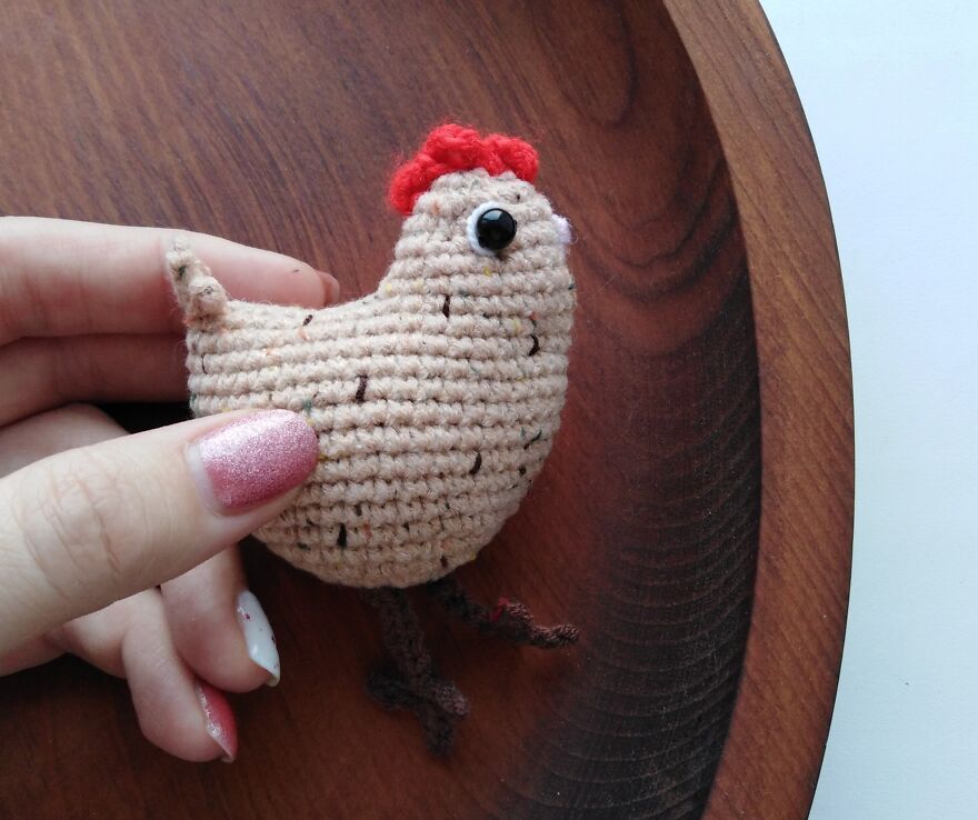 I Love Spring And Birds, And I Made These Chickens Myself.