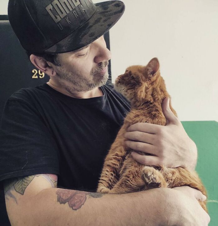 These People In Ukraine Have Dedicated Their Lives To Helping Unfortunate Animals All Across Their Country