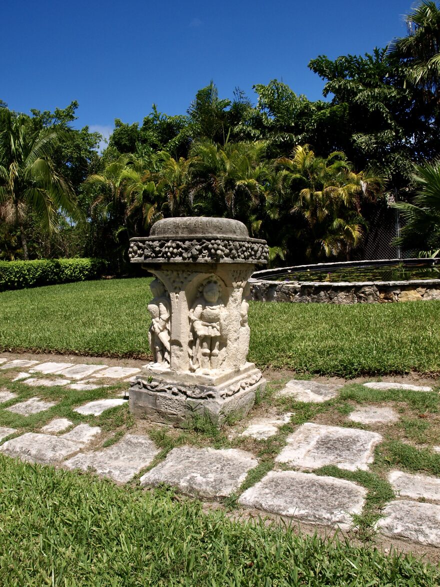 Carved Art At The Versailles Gardens. ©auroreshirley