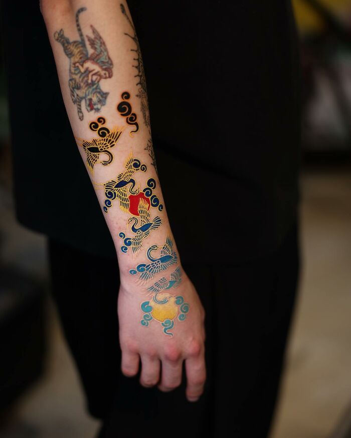 Tattoo Artist Turns Iconic Artwork And Illustrations Into Unique Tattoos By Blending Korean Culture References On The Skin