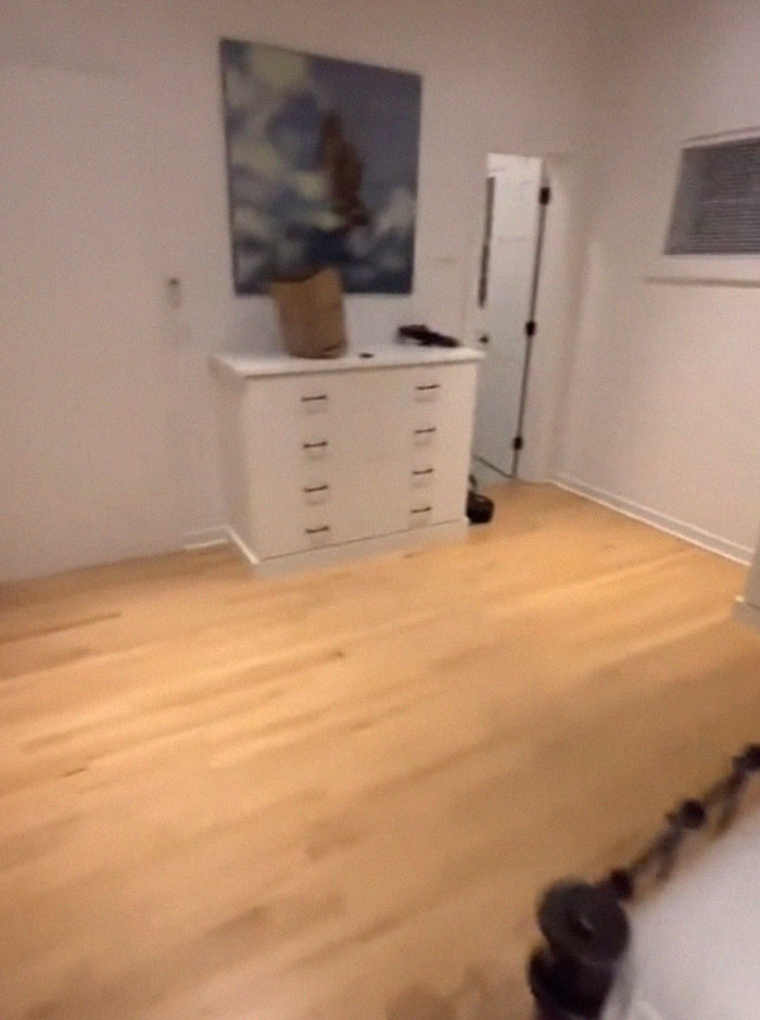 Airbnb Guest Can't Believe The Number Of Restrictions Plastered All Over The Property, Records A Virtual Tour Airbnb Guest Can't Believe The Number Of Restrictions Plastered All Over The Property, Records A Virtual Tour