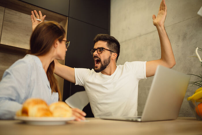 25 Señales que ayudan a saber si alguien está siendo infiel a su pareja