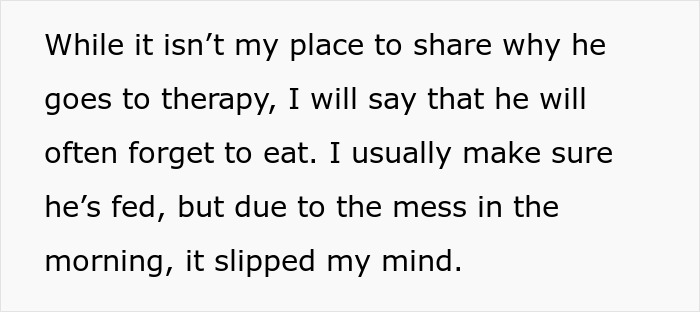 Parent Refuses To Make Their Ill 17-Year-Old Son Give Up His Seat For An Elderly Woman, Wonders If They Did The Right Thing Parent Refuses To Make Their Ill 17-Year-Old Son Give Up His Seat For An Elderly Woman, Wonders If They Did The Right Thing