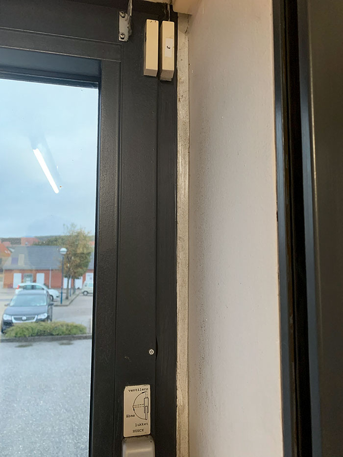 My Boss Screwed The Only Window At Our Office Shut, So It's Impossible To Get Fresh Air