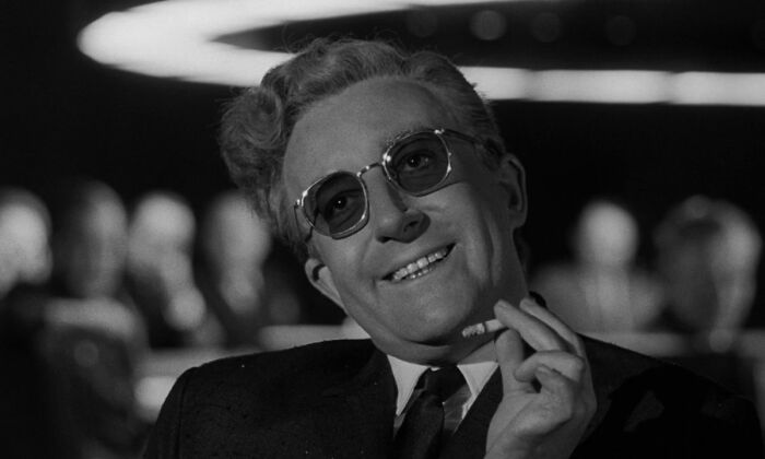 Dr. Strangelove (1964)