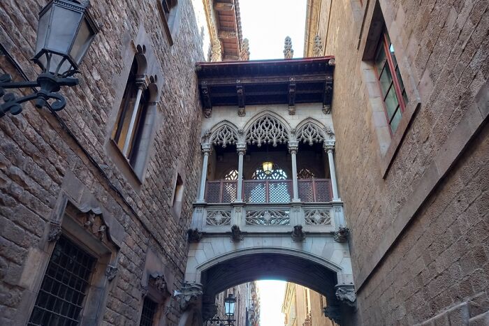 Barcelona's Gothic Quarter (4 Pics)