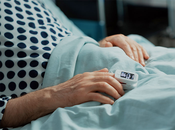 Unbelievable Note From CEO Asking Workers To Donate Their PTO To Hospitalized Long-Term Employee Goes Viral