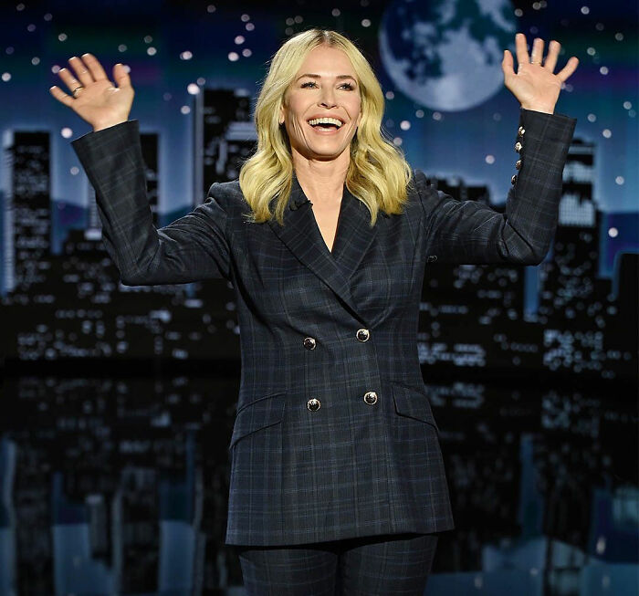 Chelsea Handler's Comic Video 'Day In The Life Of A Childless Woman' Goes Viral, Deeply Triggers Conservative Audience