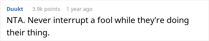 Woman Embarrasses Herself By Confronting Coworker About Him Being Gay Even Though He Isn't