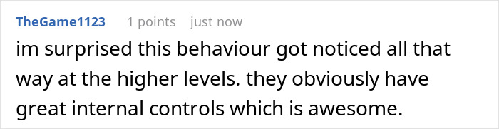 Employee Follows The "Customer Is Always Right" Rule Literally After Being Written Up, The Boss Pays With His Job Employee Follows The "Customer Is Always Right" Rule Literally After Being Written Up, The Boss Pays With His Job