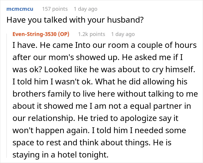 Pregnant Woman Comes Home From The Hospital To Find Her House Completely Trashed, Is Expected To Clean It All Up, Wonders If She Was Wrong To Call Mom For Help Pregnant Woman Comes Home From The Hospital To Find Her House Completely Trashed, Is Expected To Clean It All Up, Wonders If She Was Wrong To Call Mom For Help