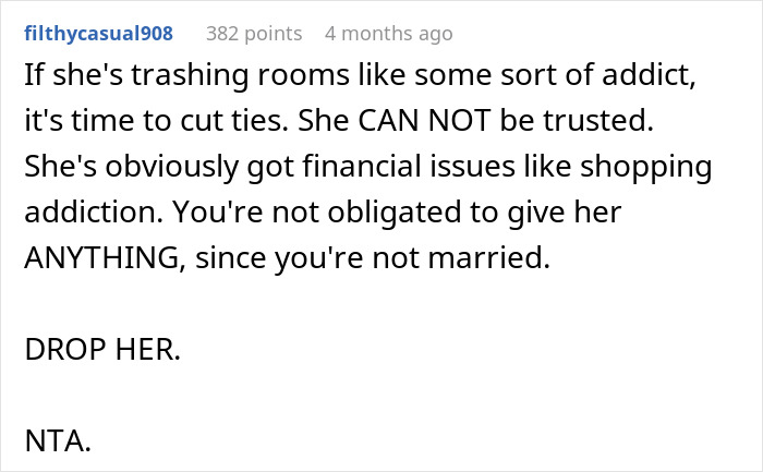 Man Deposits Money He Won At Casino, Fianc&eacute;e Trashes Entire Room Trying To Find It So She Can Pay Off Her Debts