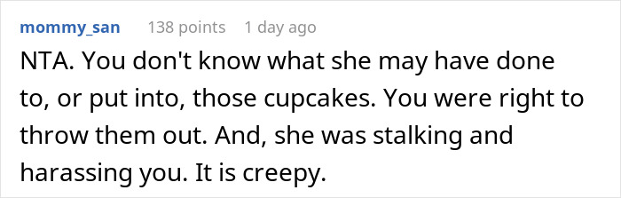Guy Throws Away Cupcakes Sent By 18 Y.O. Obsessed Woman, Gets Called A Jerk Guy Throws Away Cupcakes Sent By 18 Y.O. Obsessed Woman, Gets Called A Jerk