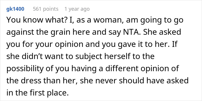 Woman Blocks Fianc&eacute;&rsquo;s Number And Stays At Mom&rsquo;s House After He Gives An Overly Honest Opinion On Her Wedding Dress