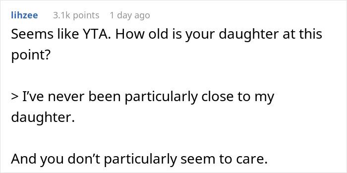 19 Y.O. Daughter Gets Excluded From Family Dinner Because She Called Her Dad’s 26 Y.O. Girlfriend A Gold Digger 19 Y.O. Daughter Gets Excluded From Family Dinner Because She Called Her Dad’s 26 Y.O. Girlfriend A Gold Digger