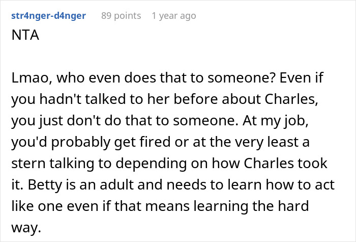 Woman Embarrasses Herself By Confronting Coworker About Him Being Gay Even Though He Isn't