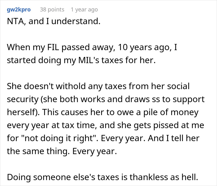 Entitled Woman Got Used To Her Roommate Filing Taxes For Her While She Watched Shows Instead, Calls Her Out When She Refuses