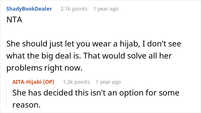 Muslim Bridesmaid Asks If She's A Jerk For Not Compromising And Keeping Her Hijab On For Her Friend's Wedding