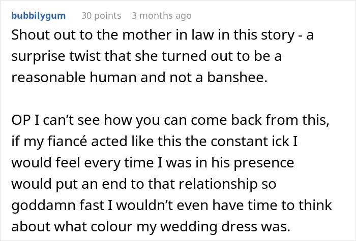 Guy Insists His Fianc&eacute;e Wear A Red Wedding Dress As She's Not A Virgin And Would Be "Deceiving Guests", Gets Dumped Instead